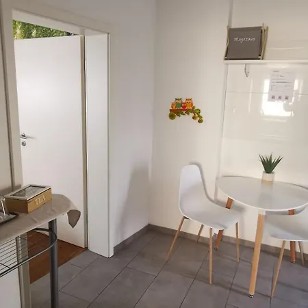 Niceprice 24h - Private Entrance *