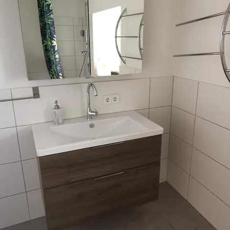 Niceprice 24h - Private Entrance *